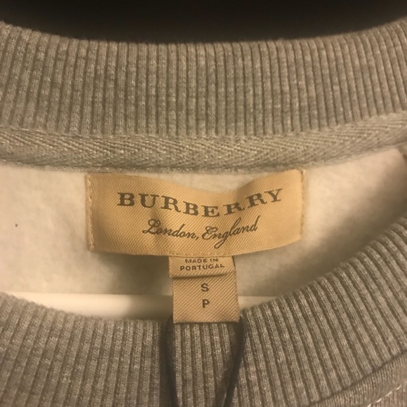 Men’s Burberry Sweater - New 100% Authentic - Picture 2 of 3